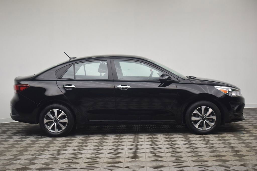Used 2023 Kia Rio S w/ Technology Package FWD image 9