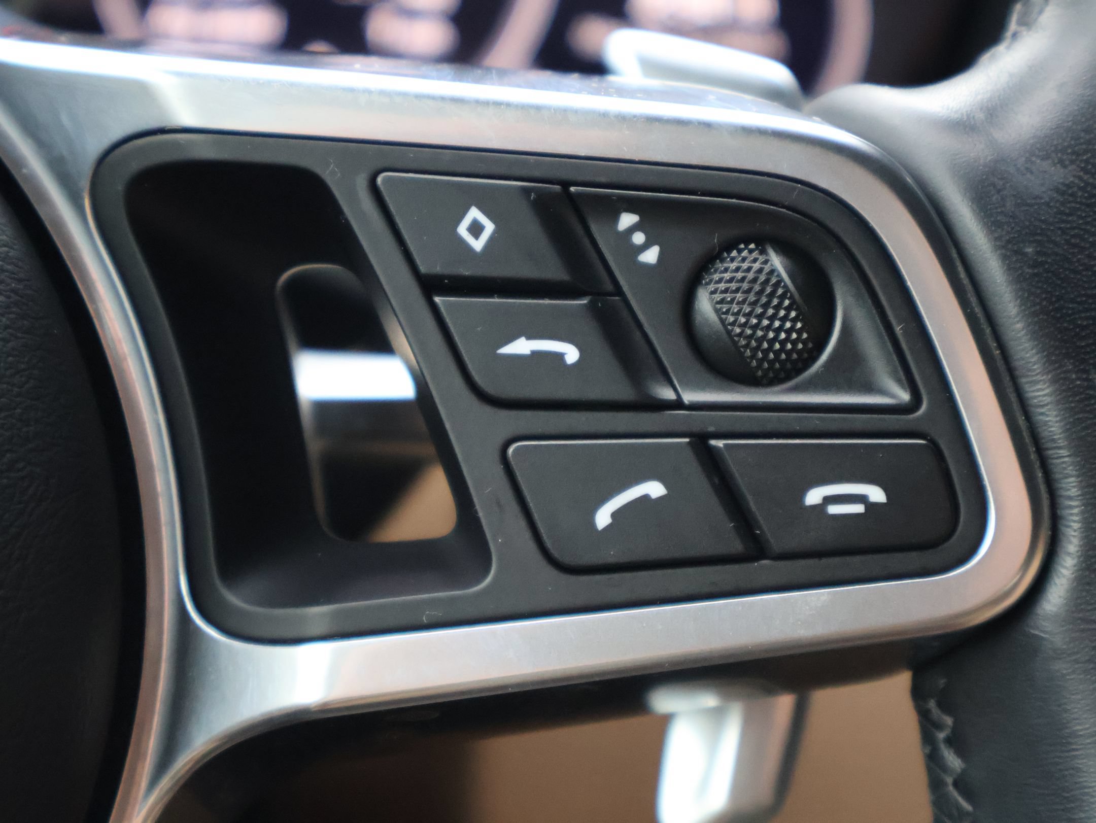 Certified 2023 Porsche Cayenne Platinum Edition AWD/4WD image 18