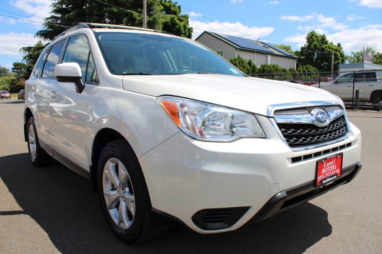 Used 2015 Subaru Forester 2.5i Premium w/ All-Weather Package AWD/4WD image 6