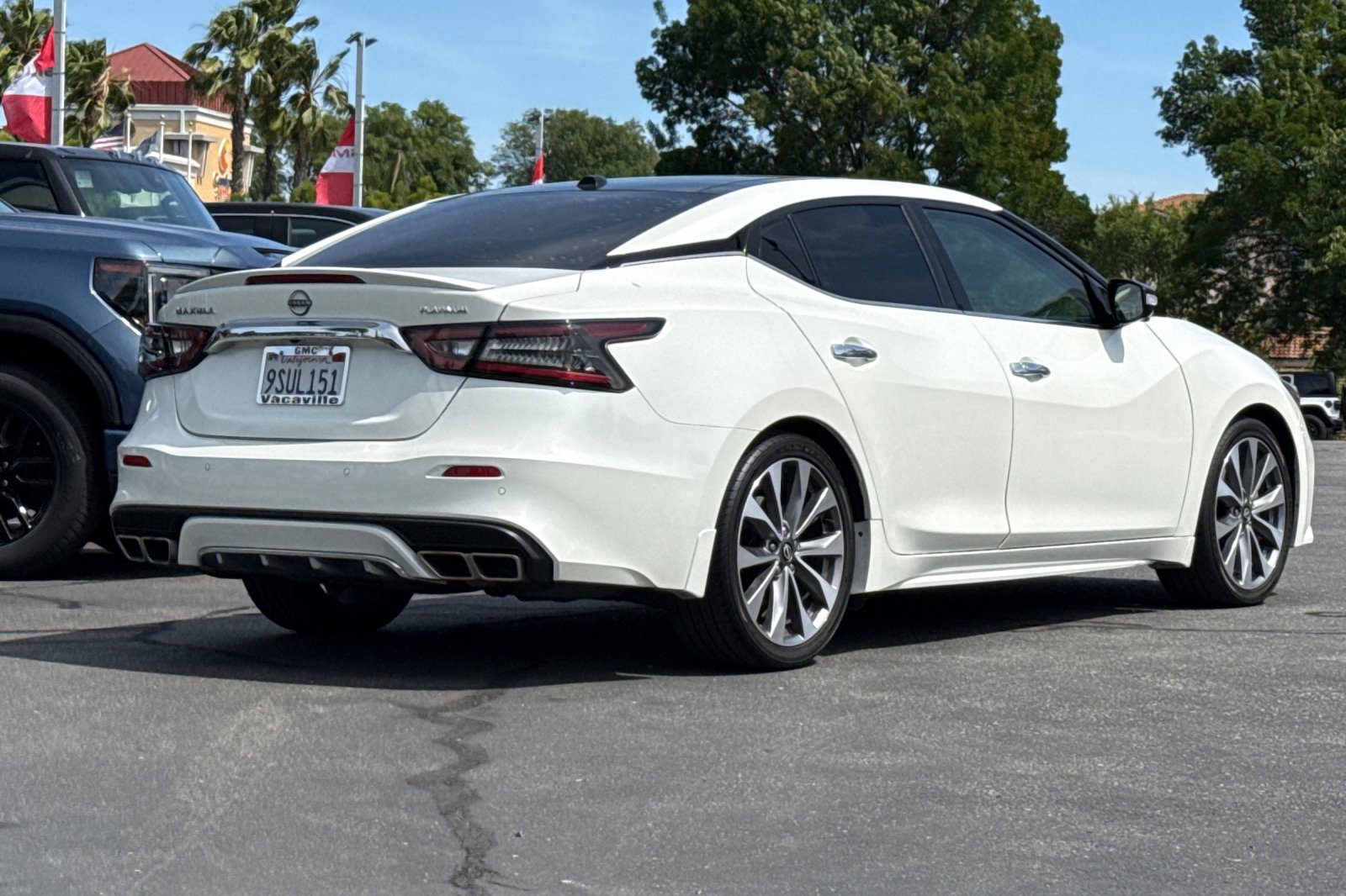 Used 2023 Nissan Maxima Platinum w/ Sport Mat Group FWD image 5
