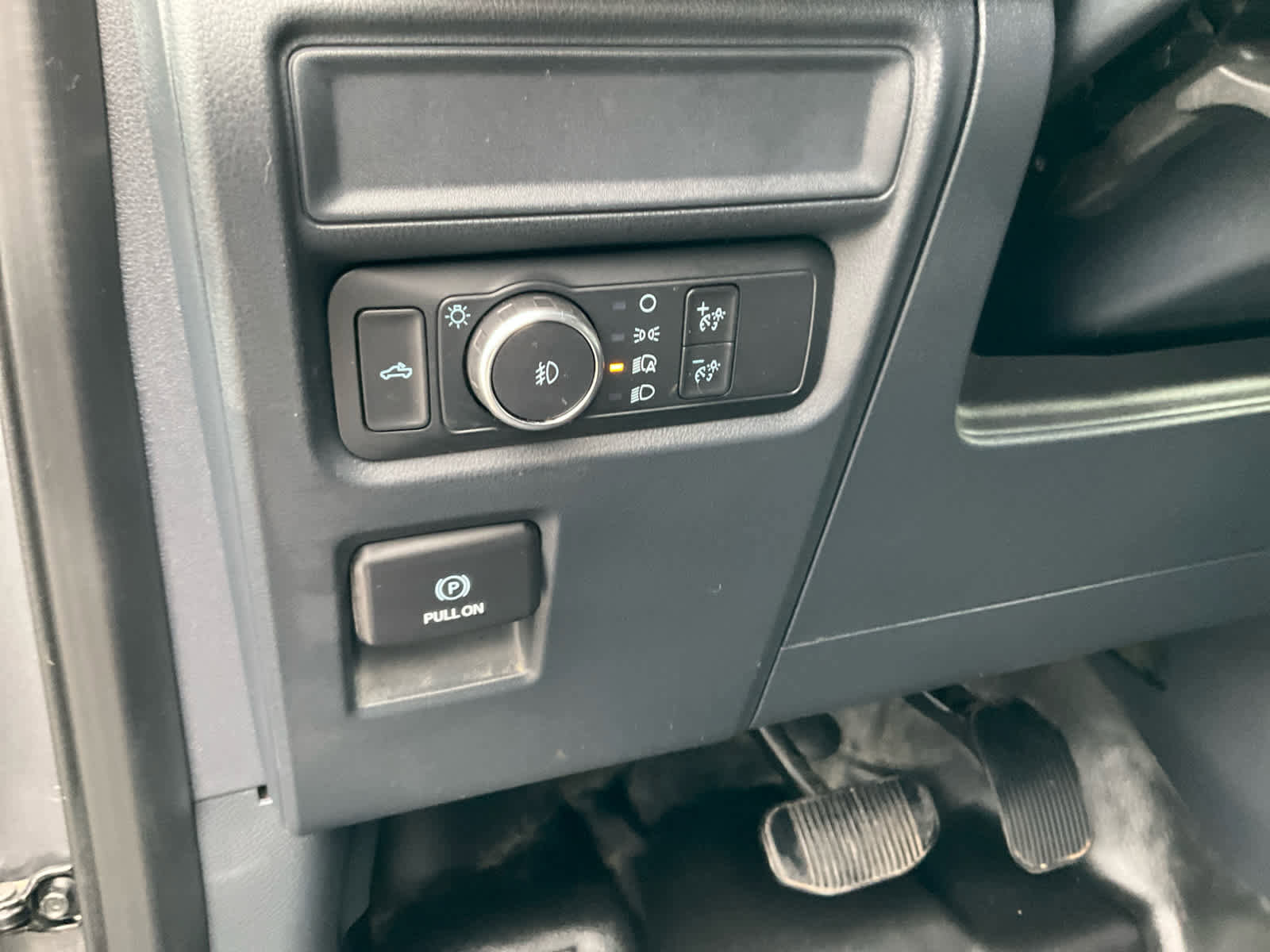 Used 2022 Ford F150 XL w/ STX Appearance Package image 18