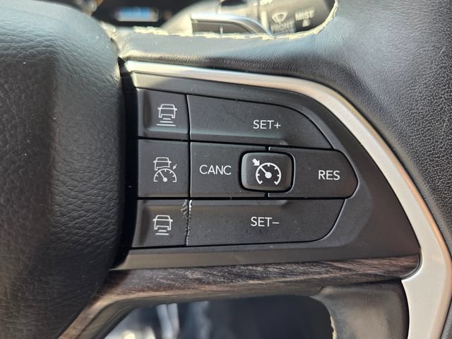 Used 2021 Jeep Grand Cherokee L Limited AWD/4WD image 31