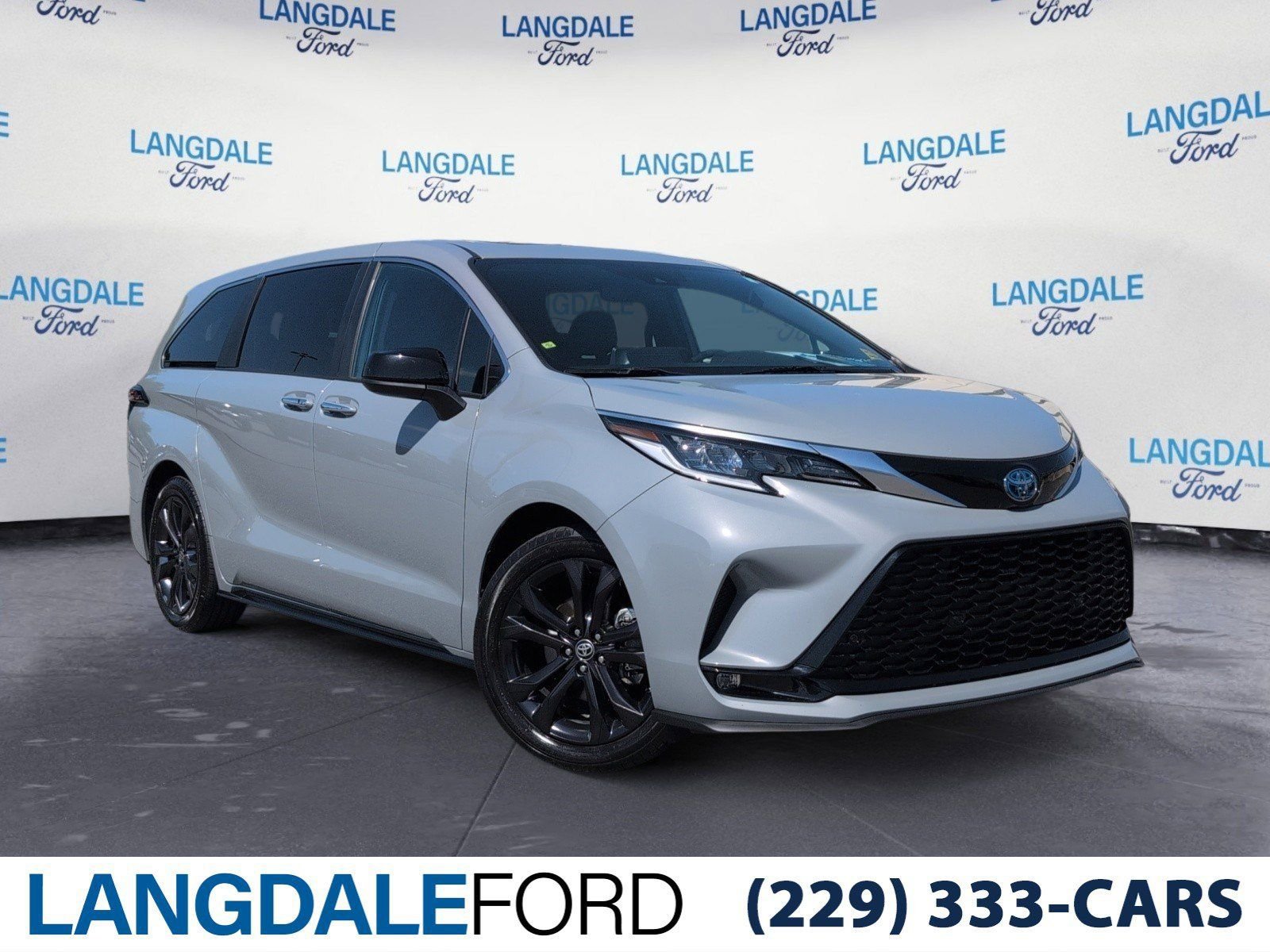 Used 2024 Toyota Sienna XSE