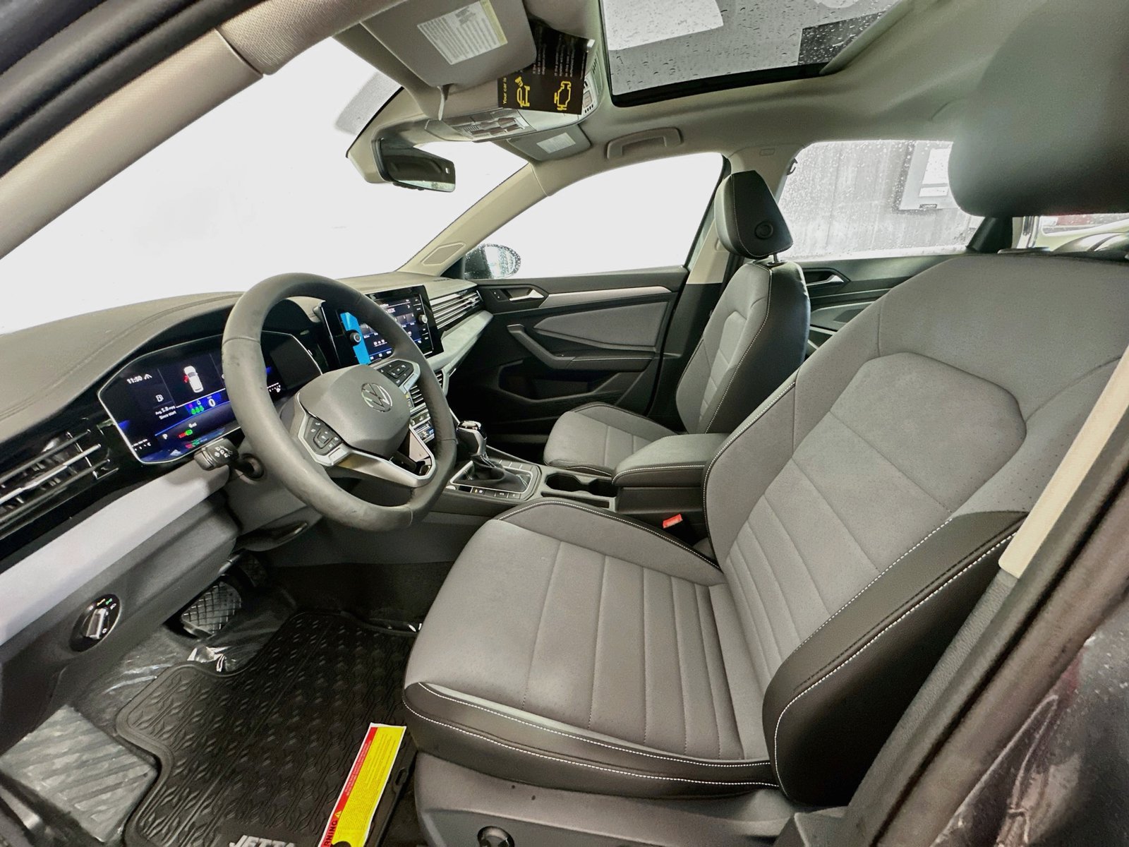 New 2027 Volkswagen Jetta SE FWD image 19