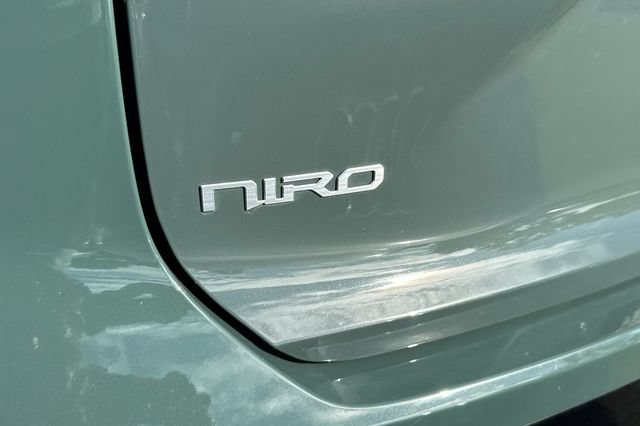 Used 2024 Kia Niro Wind FWD image 7