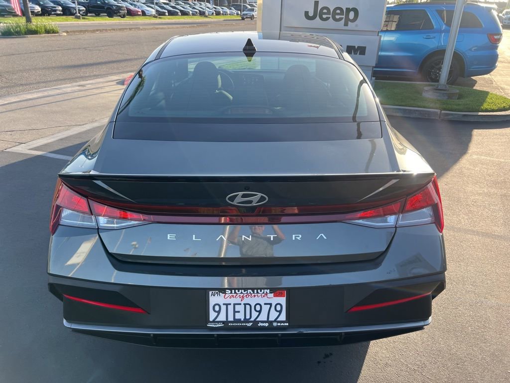 Used 2025 Hyundai Elantra Sport w/ Cargo Package FWD image 18