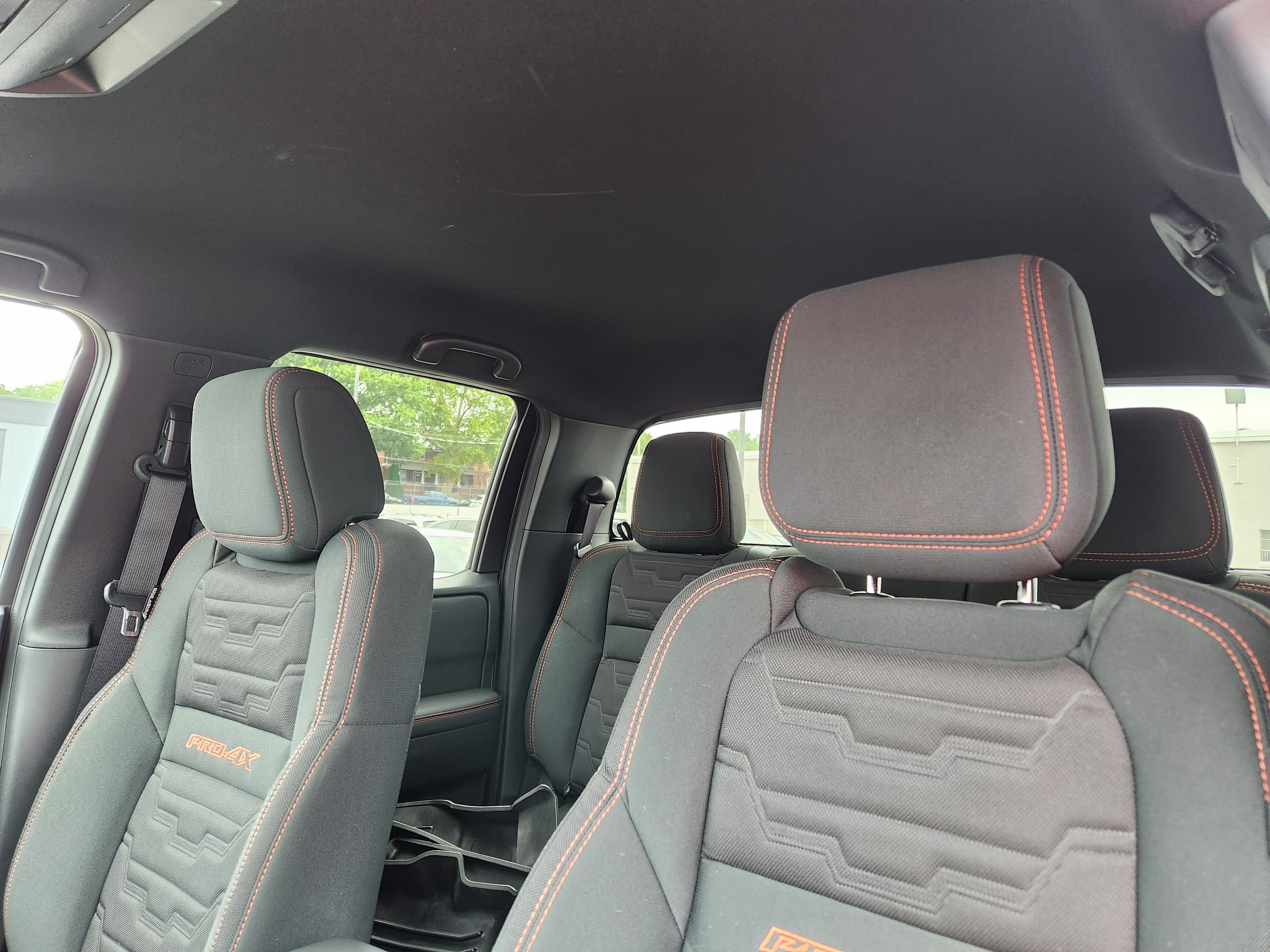 Used 2024 Nissan Frontier PRO-4X w/ Pro Convenience Package AWD/4WD image 12