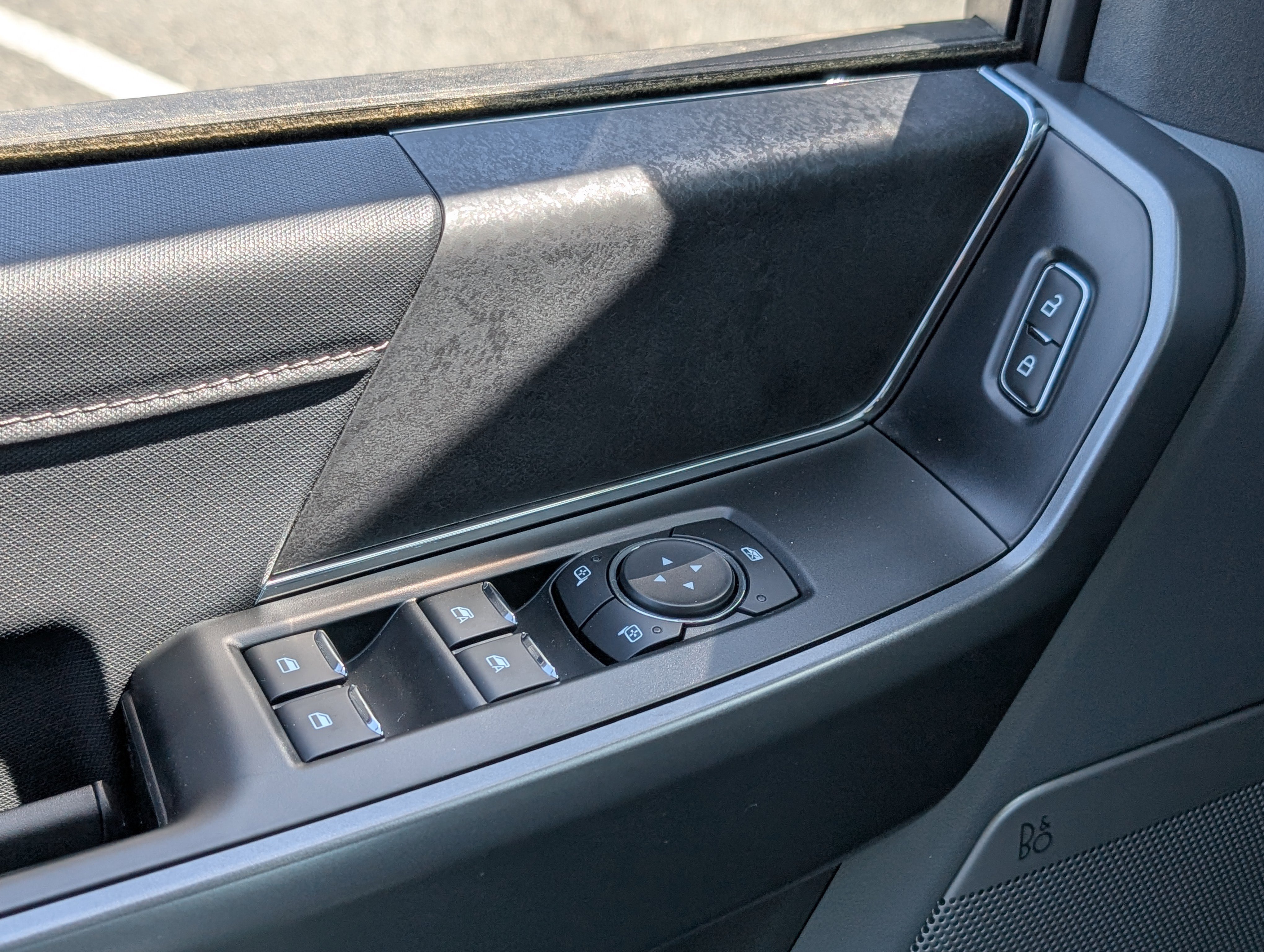 New 2025 Ford F150 XLT w/ Equipment Group 303A High image 17