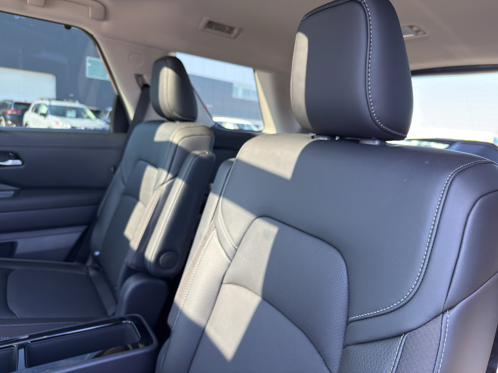 New 2026 Nissan Pathfinder SL AWD/4WD image 35