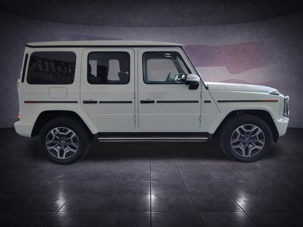 Used 2025 Mercedes-Benz G 550 image 6