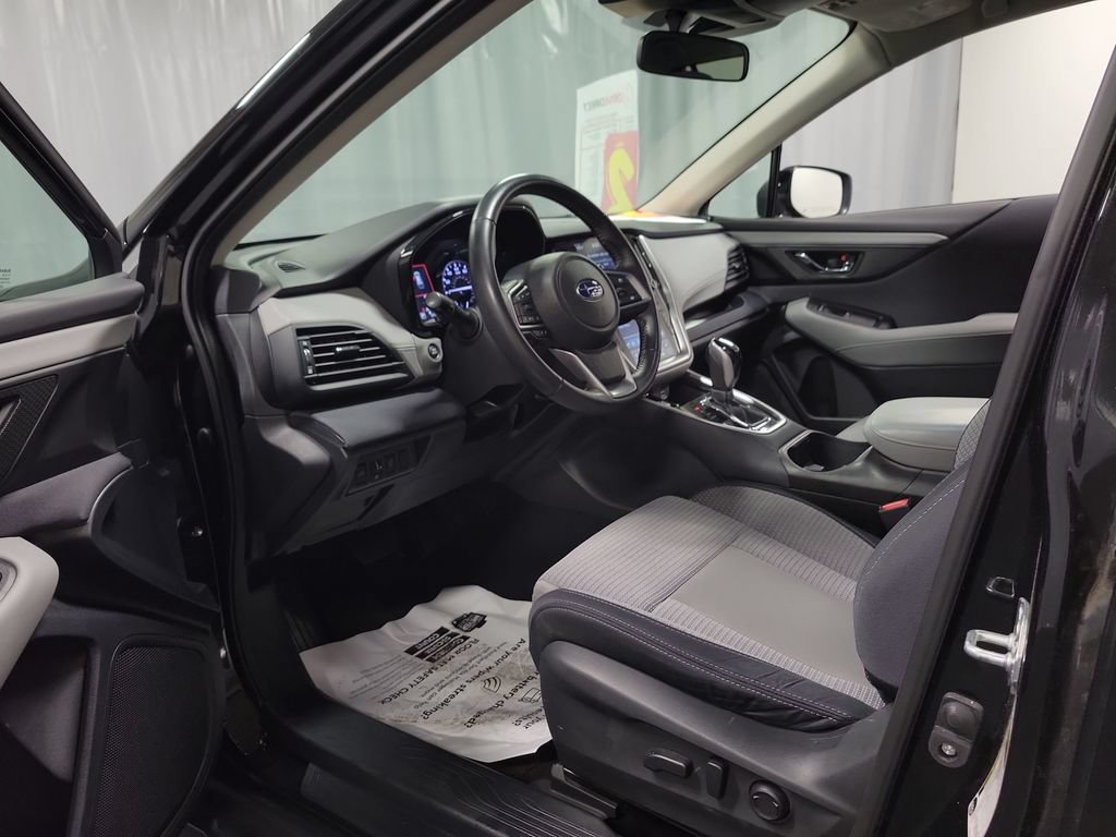 Used 2024 Subaru Outback Premium AWD/4WD image 12