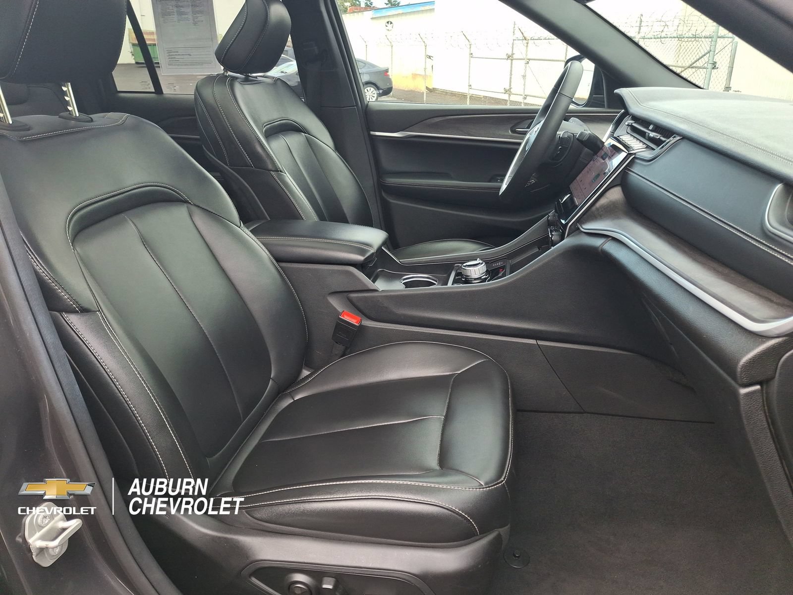 Used 2024 Jeep Grand Cherokee Limited 4xe AWD/4WD image 21