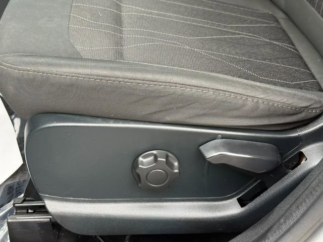 Used 2021 Ford EcoSport SE FWD image 21