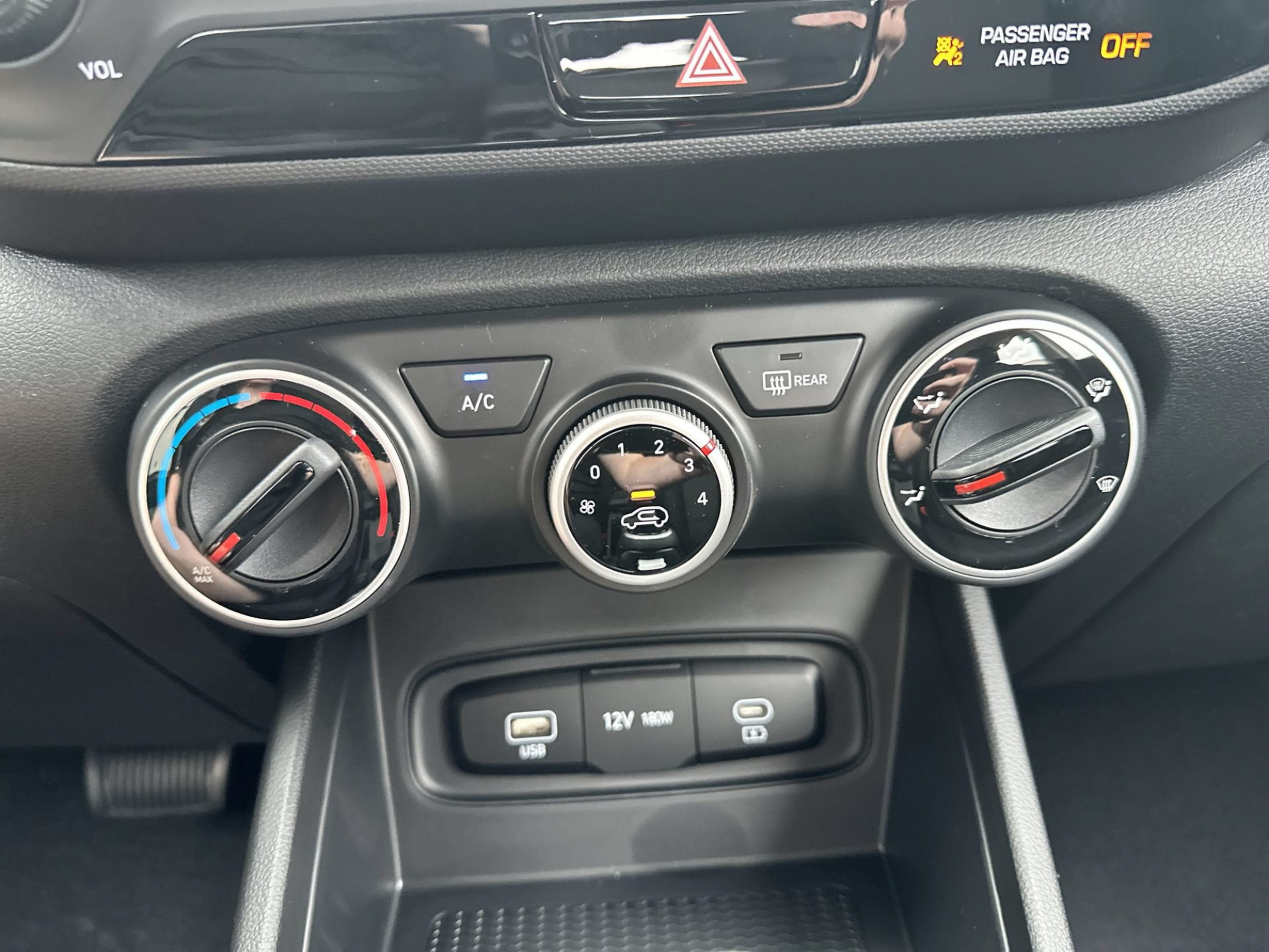 New 2026 Hyundai Venue SE FWD image 16