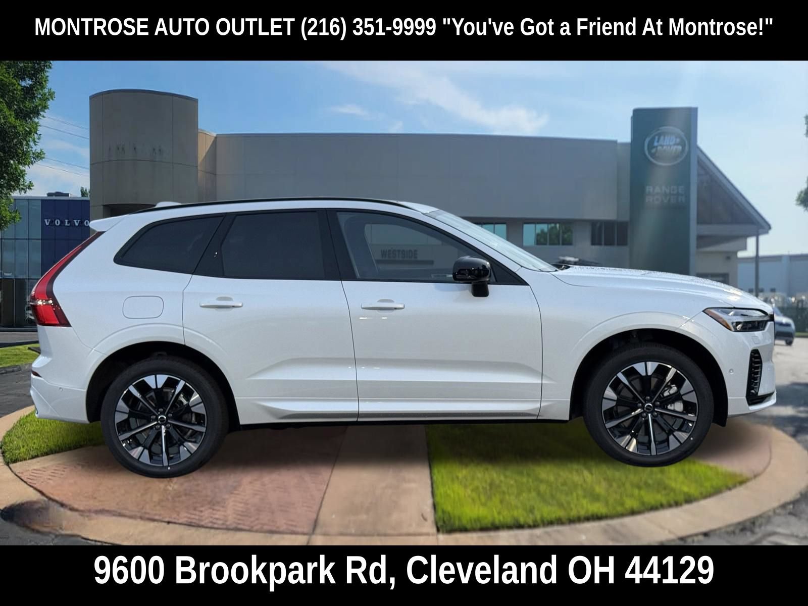 New 2026 Volvo XC60 T8 Plus w/ Climate Package PRO AWD/4WD image 7
