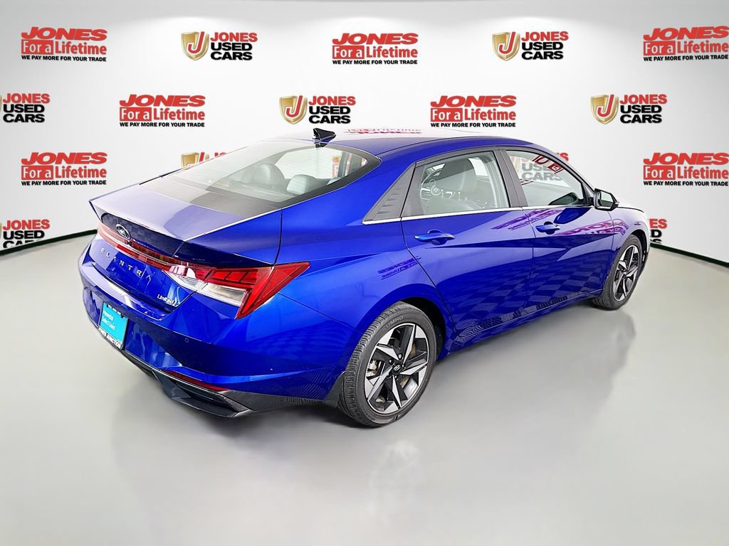 Certified 2023 Hyundai Elantra Limited FWD image 19