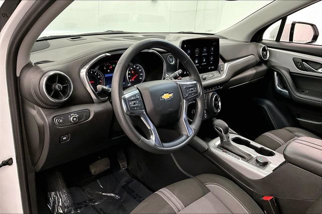 Used 2025 Chevrolet Blazer LT image 13