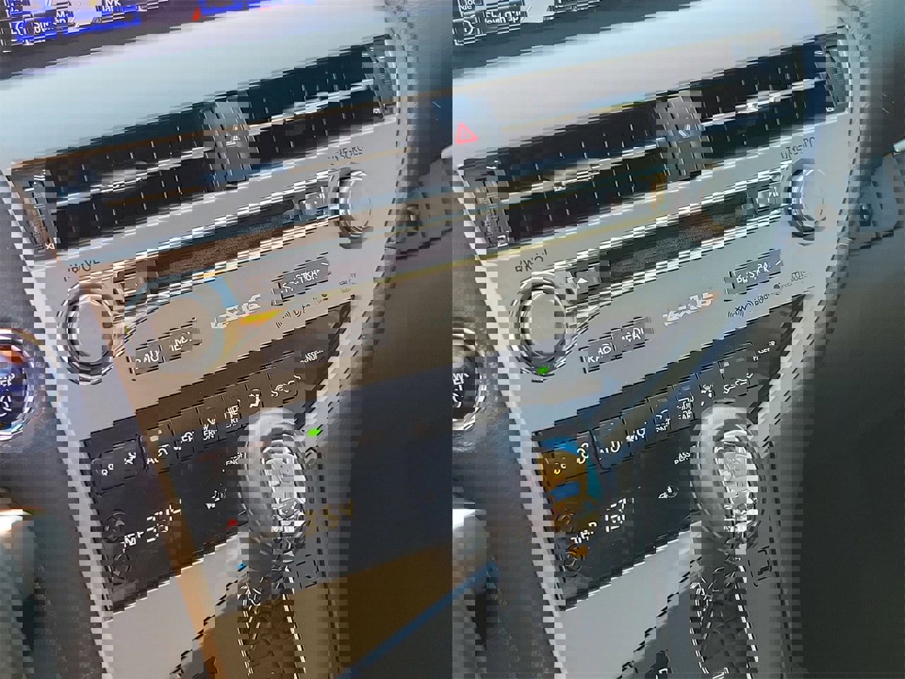 Used 2015 Lexus RX 450h FWD image 26