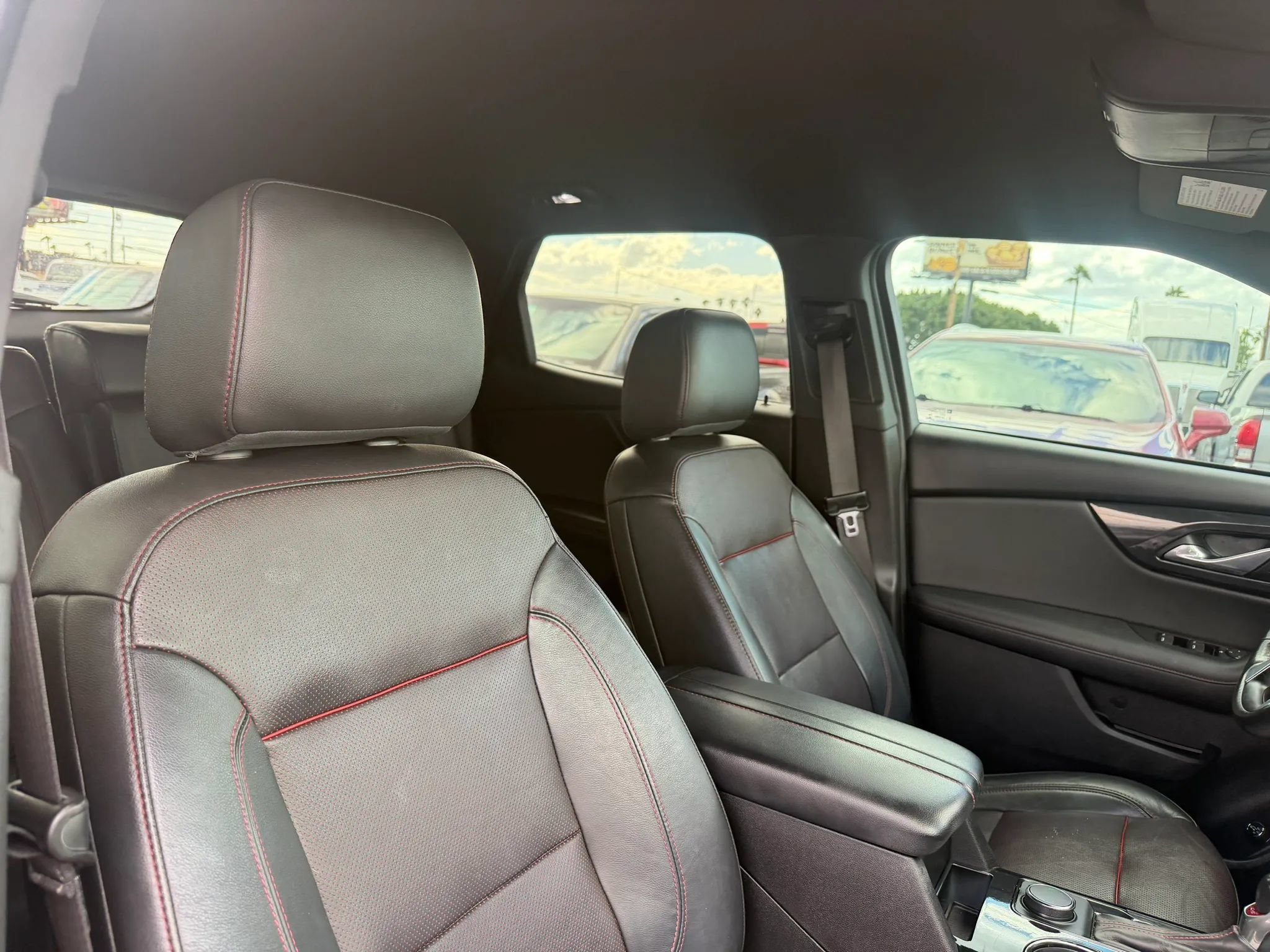 Used 2020 Chevrolet Blazer RS FWD image 32