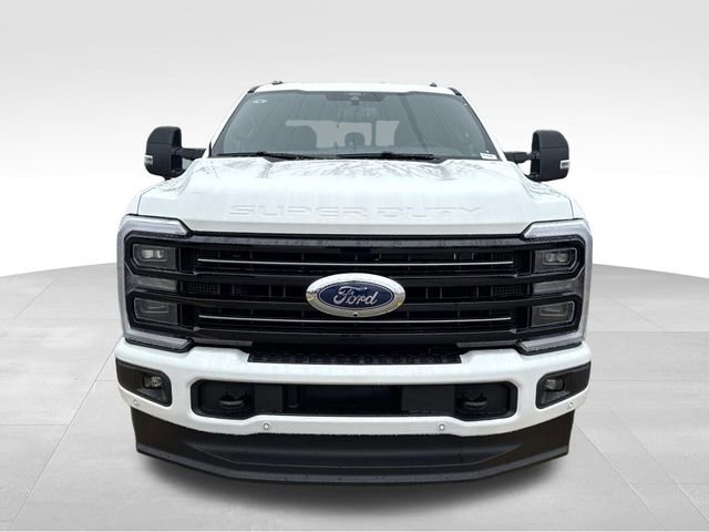 New 2026 Ford F350 Platinum w/ FX4 Off-Road Package image 2