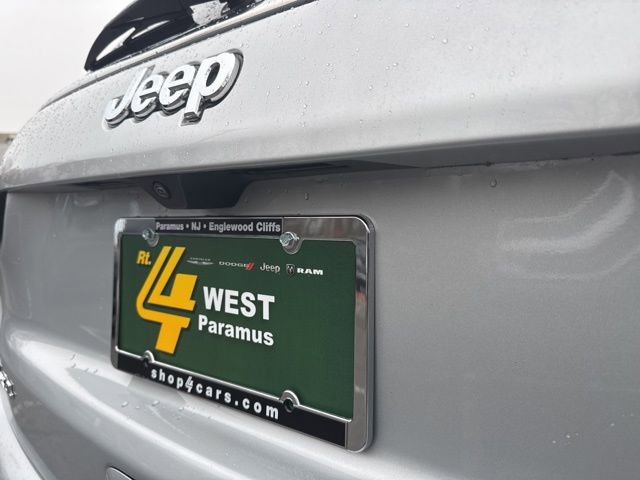 Certified 2025 Jeep Compass Limited w/ Sun & Sound Group image 11