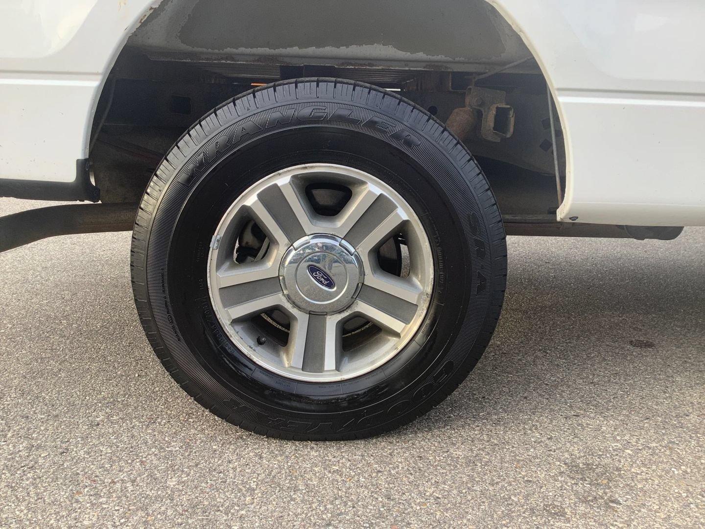 Used 2014 Ford F150 XL w/ Equipment Group 101A Mid AWD/4WD image 28