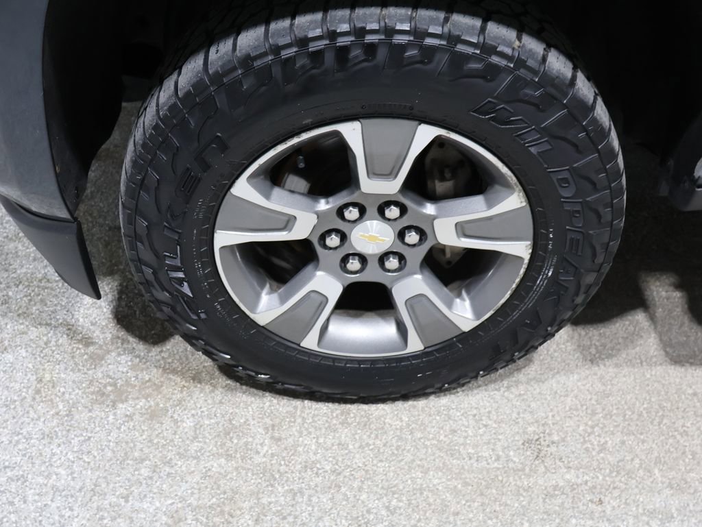 Used 2017 Chevrolet Colorado Z71 image 9