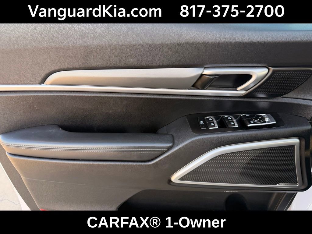 Used 2022 Kia Telluride LX image 17