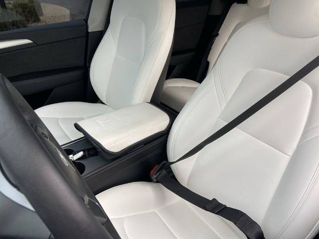 Used 2022 Tesla Model Y Performance AWD/4WD image 13