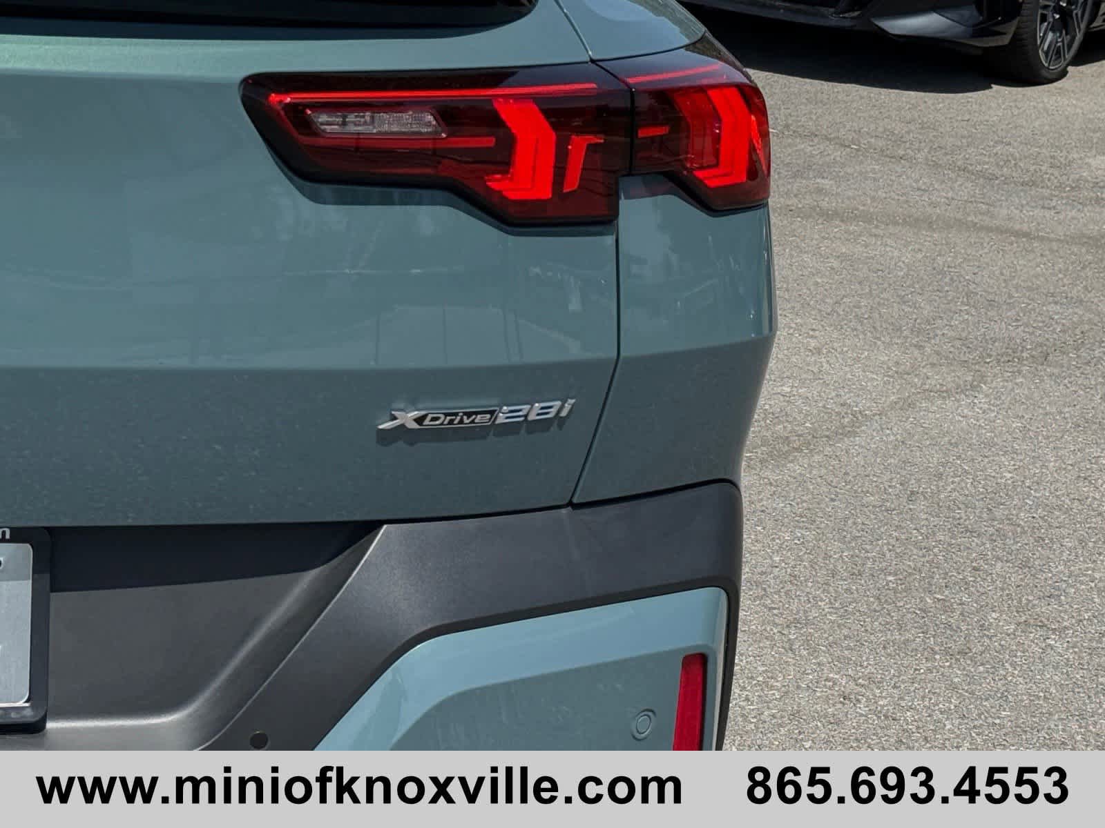 Used 2024 BMW X2 xDrive28i AWD/4WD image 11