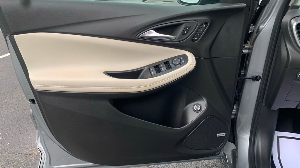 Used 2024 Buick Encore GX Avenir w/ Avenir Convenience Package image 23