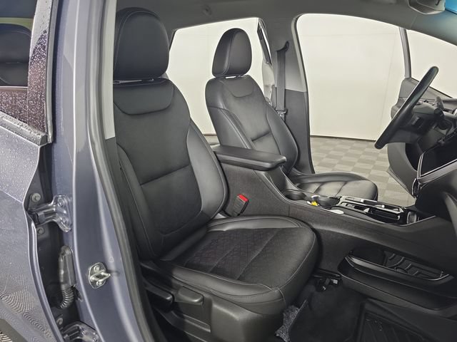 Certified 2023 Chevrolet Bolt LT FWD image 29