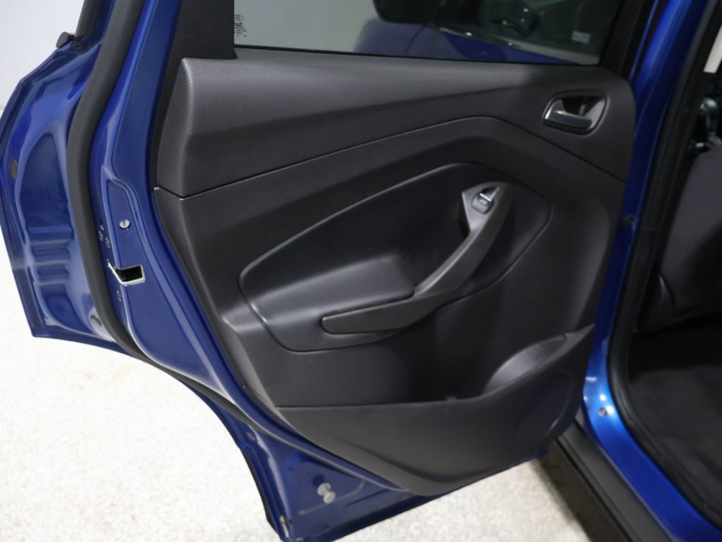 Used 2019 Ford Escape SE image 19