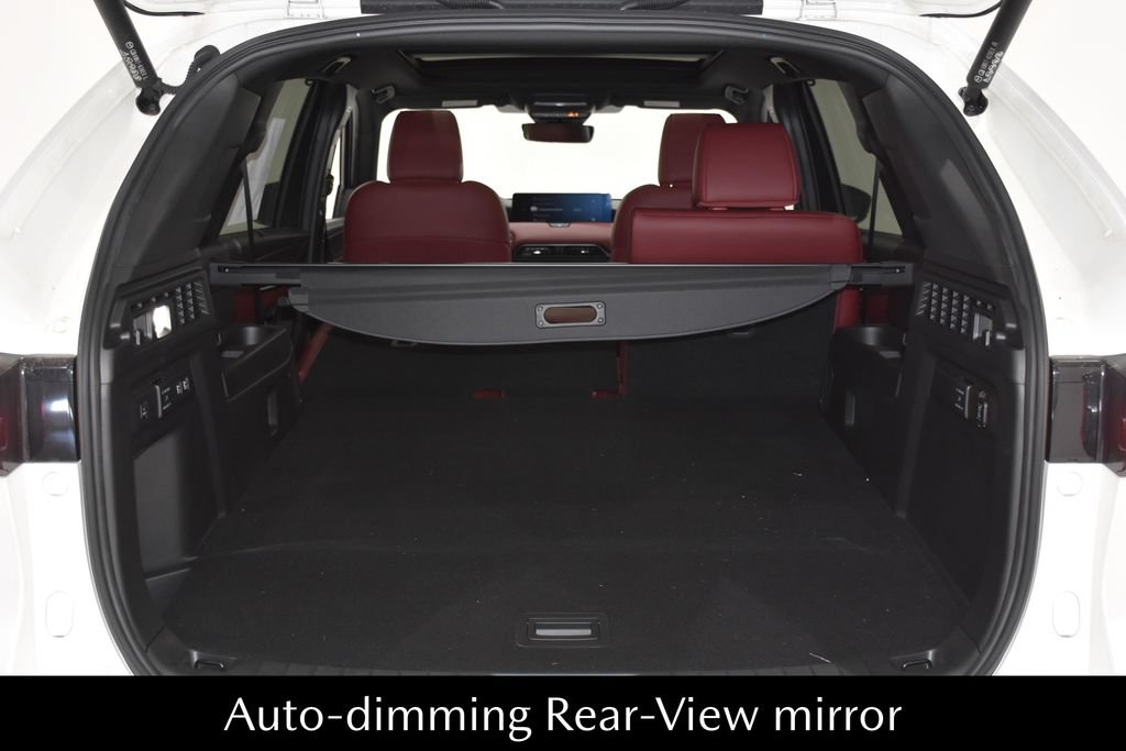 New 2025 MAZDA CX-70 Plug-In Hybrid w/ Premium Plus AWD/4WD image 28