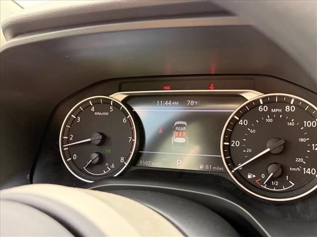 Used 2024 Nissan Rogue SV AWD/4WD image 19