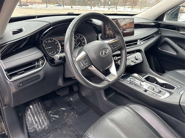 Used 2023 INFINITI QX60 Pure image 19
