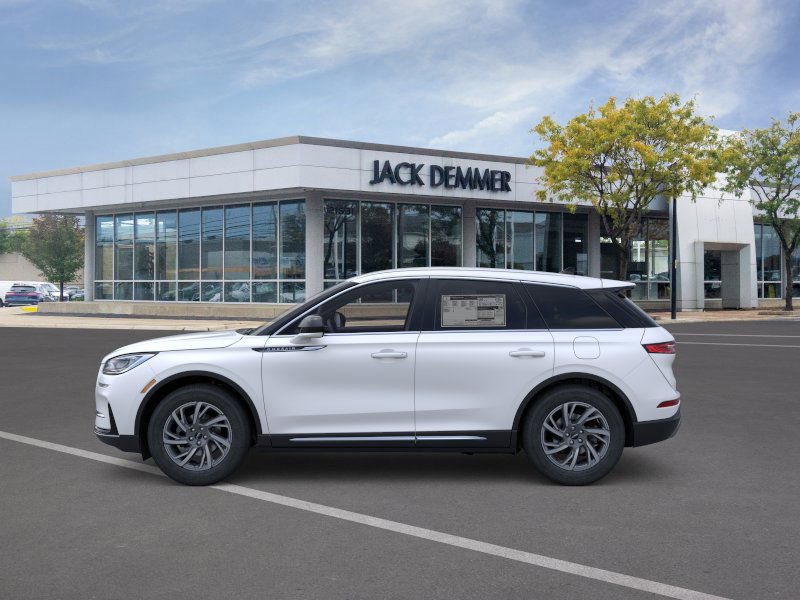 New 2025 Lincoln Corsair FWD image 3