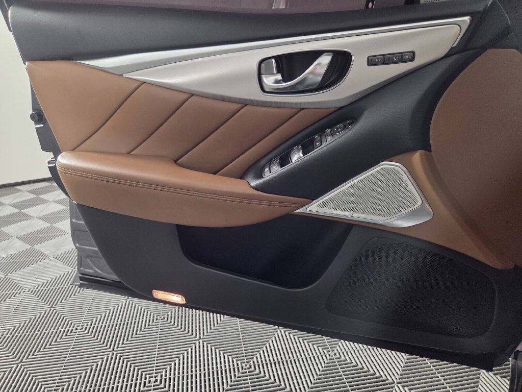 Used 2023 INFINITI Q50 Luxe w/ Cargo Package RWD image 20