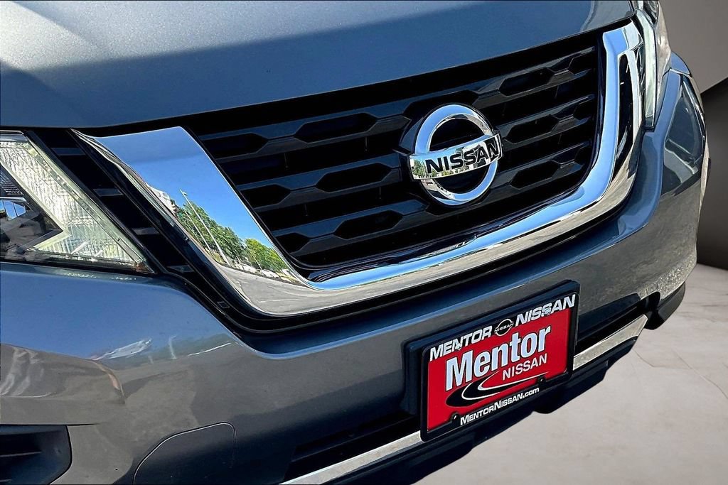 Used 2020 Nissan Pathfinder S AWD/4WD image 33