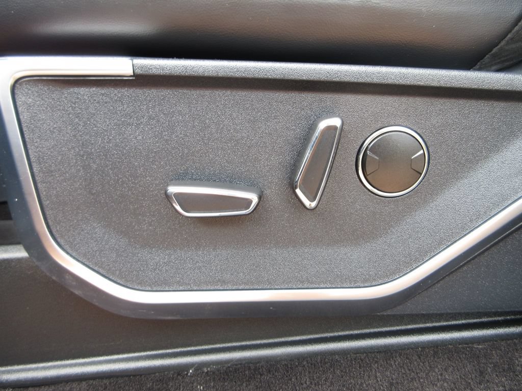Used 2023 Ford F150 Raptor AWD/4WD image 12