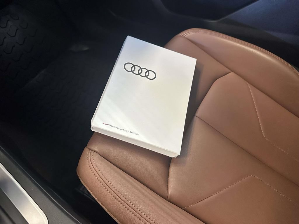 Used 2024 Audi Q3 2.0T Premium AWD/4WD image 40