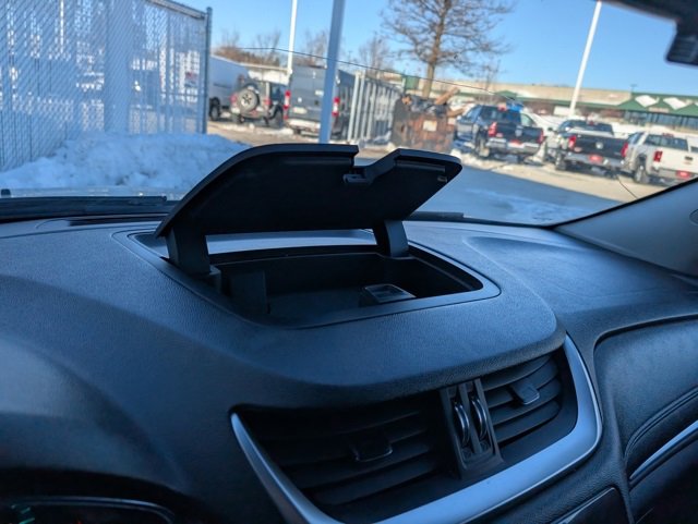 Used 2015 Chevrolet Traverse LT w/ Style and Technology Package image 20