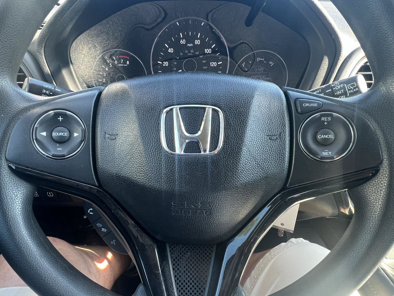 Used 2019 Honda HR-V LX image 16