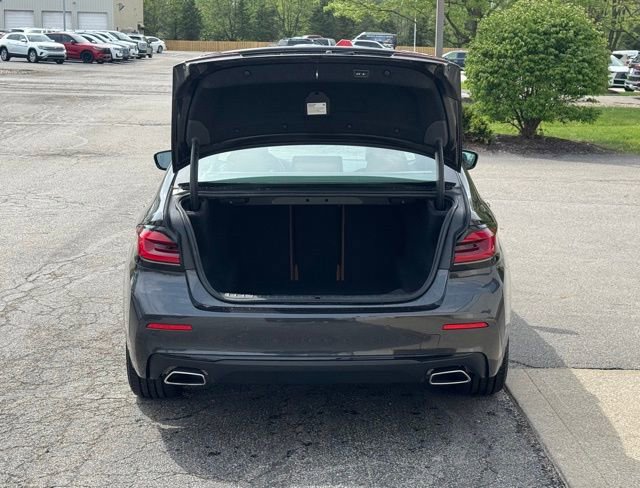 Certified 2023 BMW 540i xDrive w/ Executive Package image 33