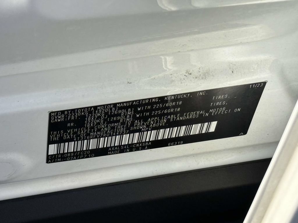 Used 2024 Toyota RAV4 SE w/ Convenience Package AWD/4WD image 30
