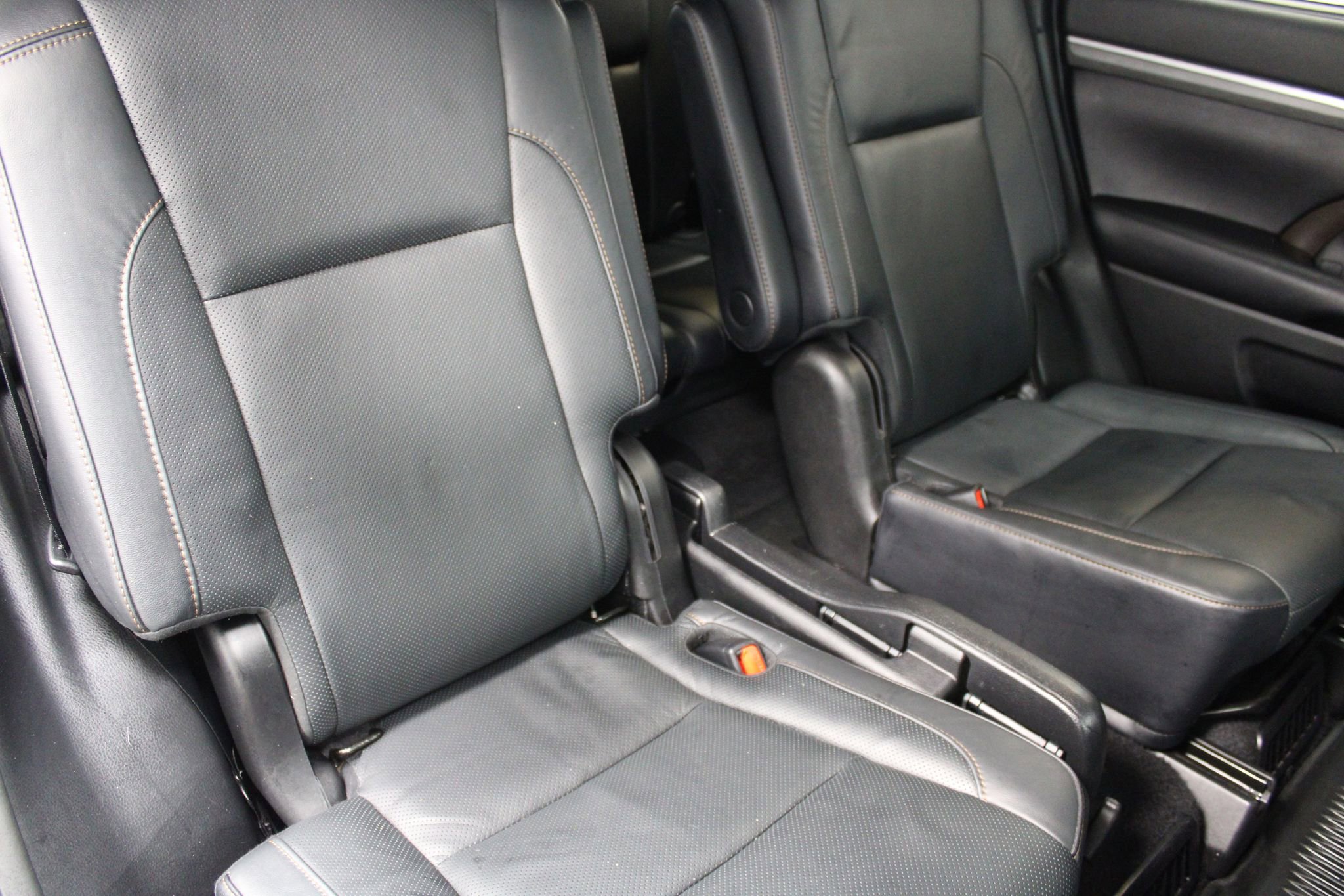 Used 2019 Toyota Highlander Limited Platinum image 24