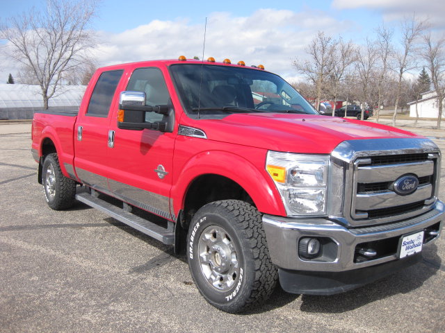 Used 2015 Ford F250 XLT w/ XLT Premium Package AWD/4WD image 4