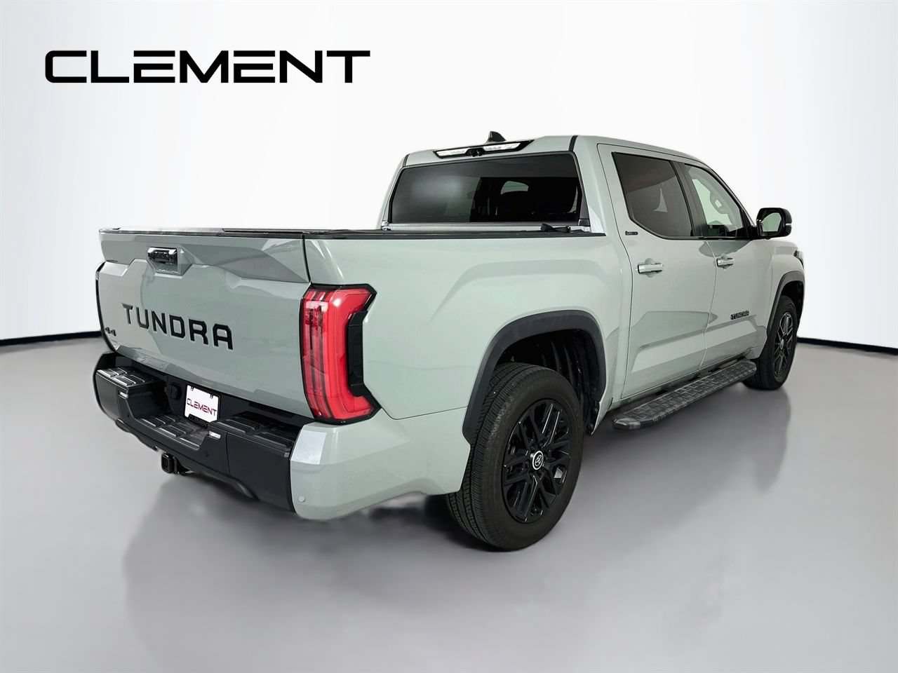 Used 2024 Toyota Tundra Limited AWD/4WD image 7