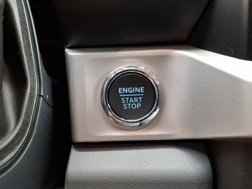 New 2026 Ford F250 4x4 Crew Cab Super Duty image 25