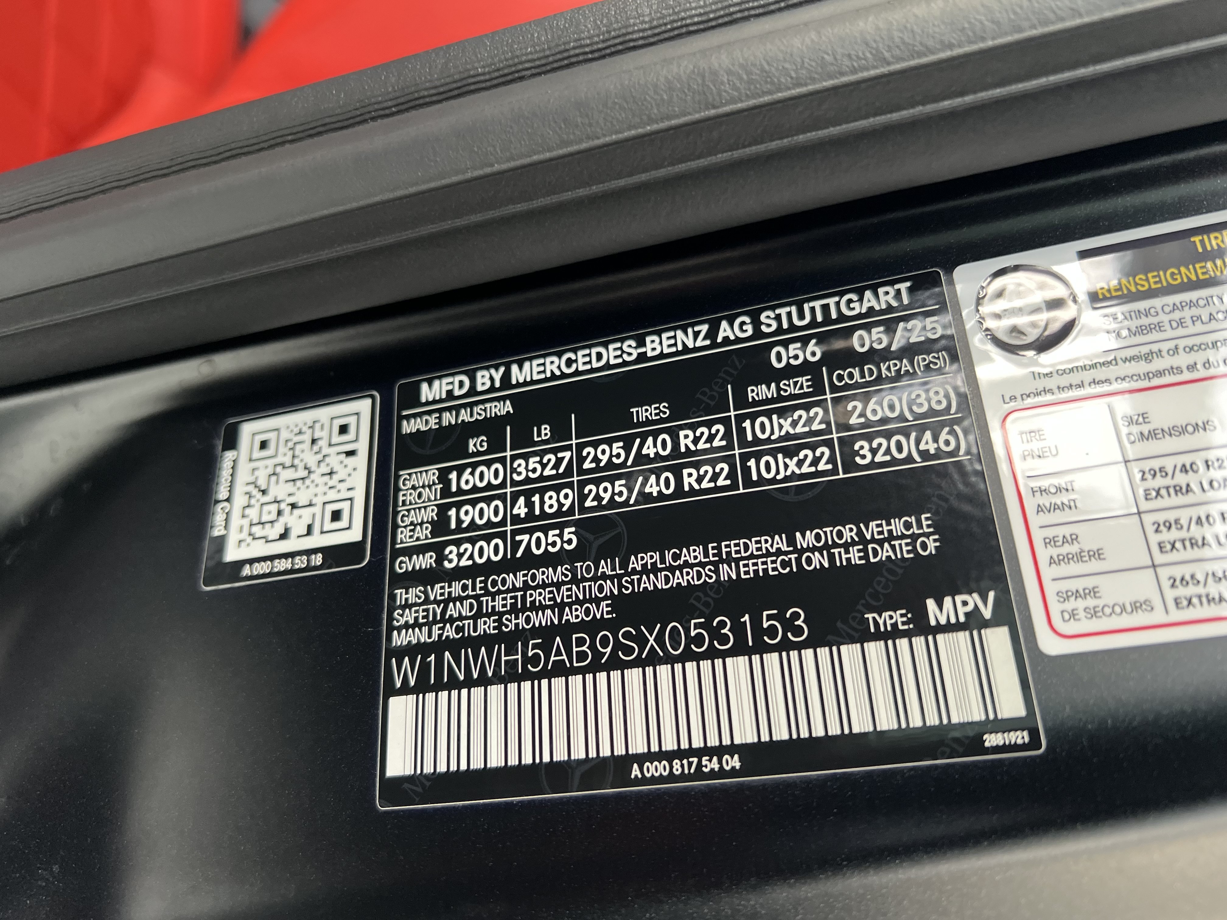Used 2025 Mercedes-Benz G 63 AMG 4MATIC image 32